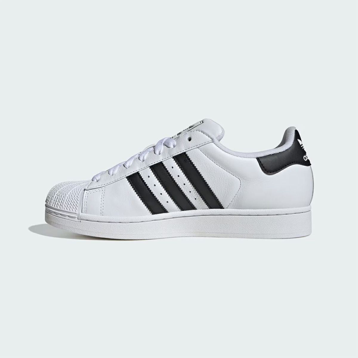 SUPERSTAR