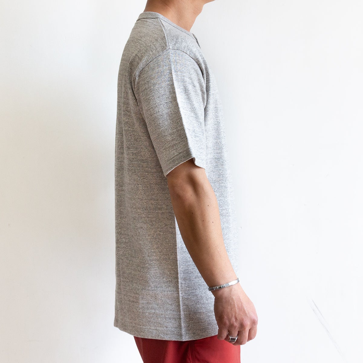 4601 HENLEY
