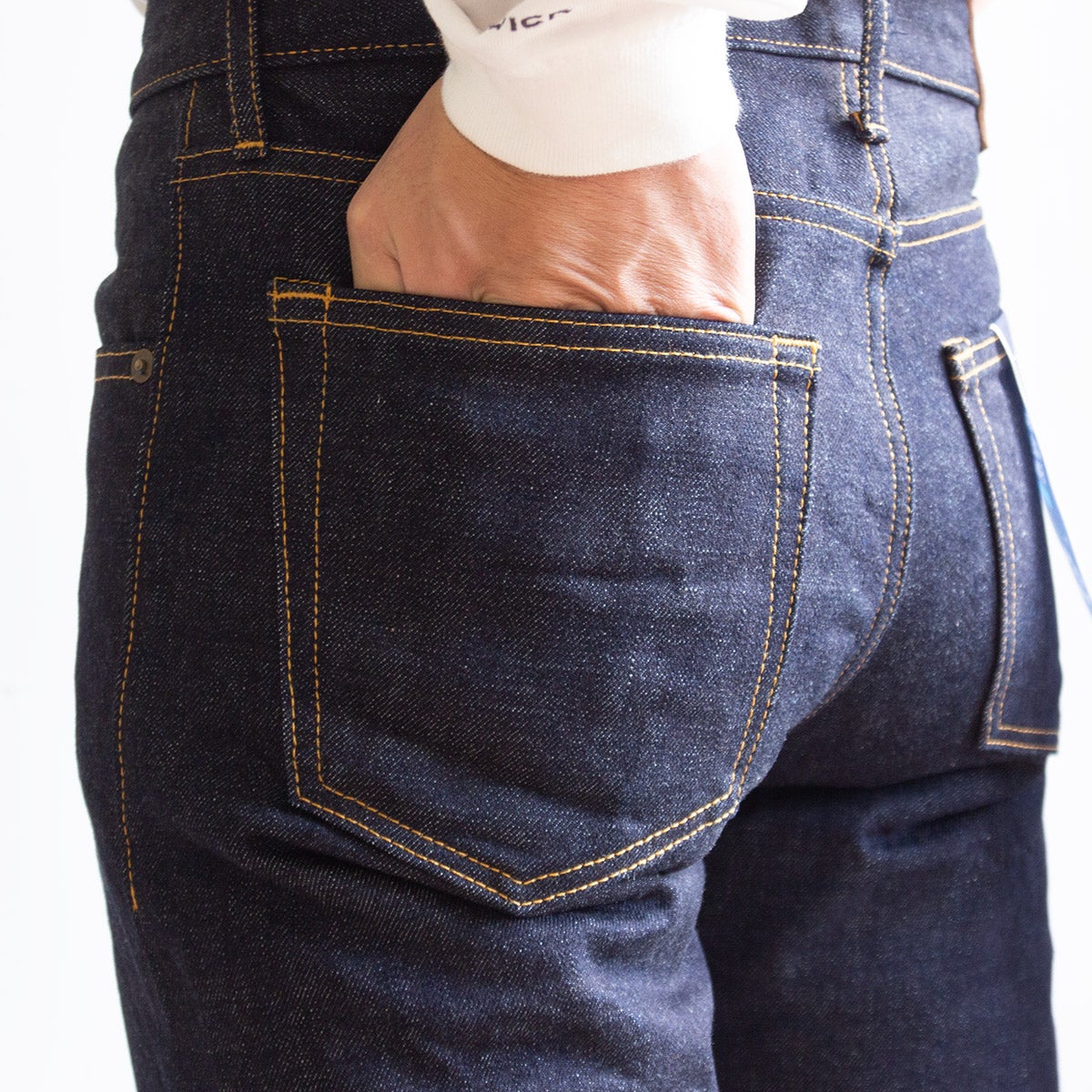J301